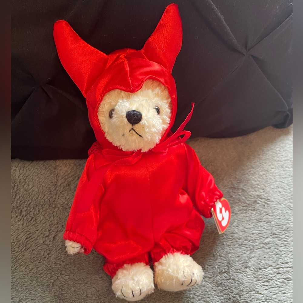 ATTIC COLLECTION: Ty beanie baby “Devlin” - Halloween Beanie